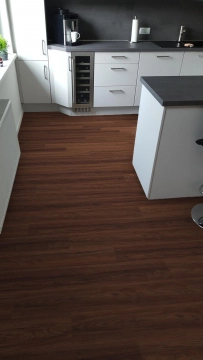 Enia Nantes und Nauders Walnut