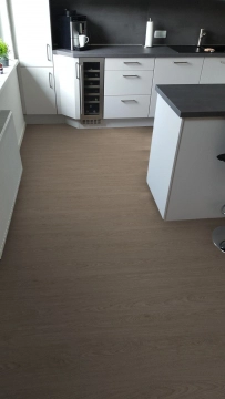 Enia Nantes und Nauders Oak Grey